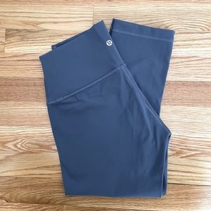 NWOT Lululemon cropped leggings